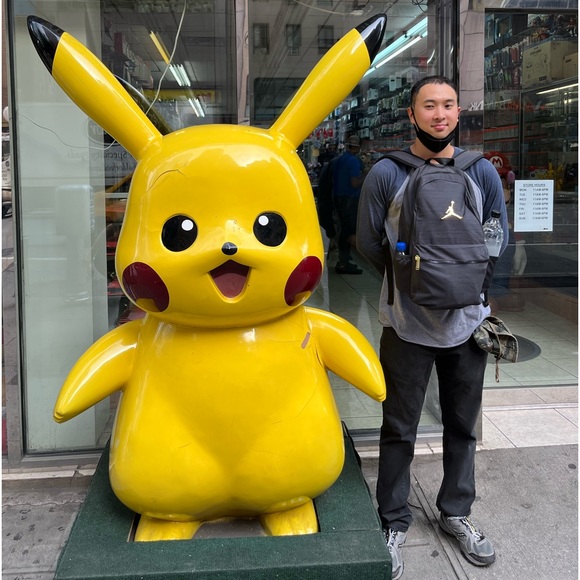 Meet your Posher - Picture 3 of 16